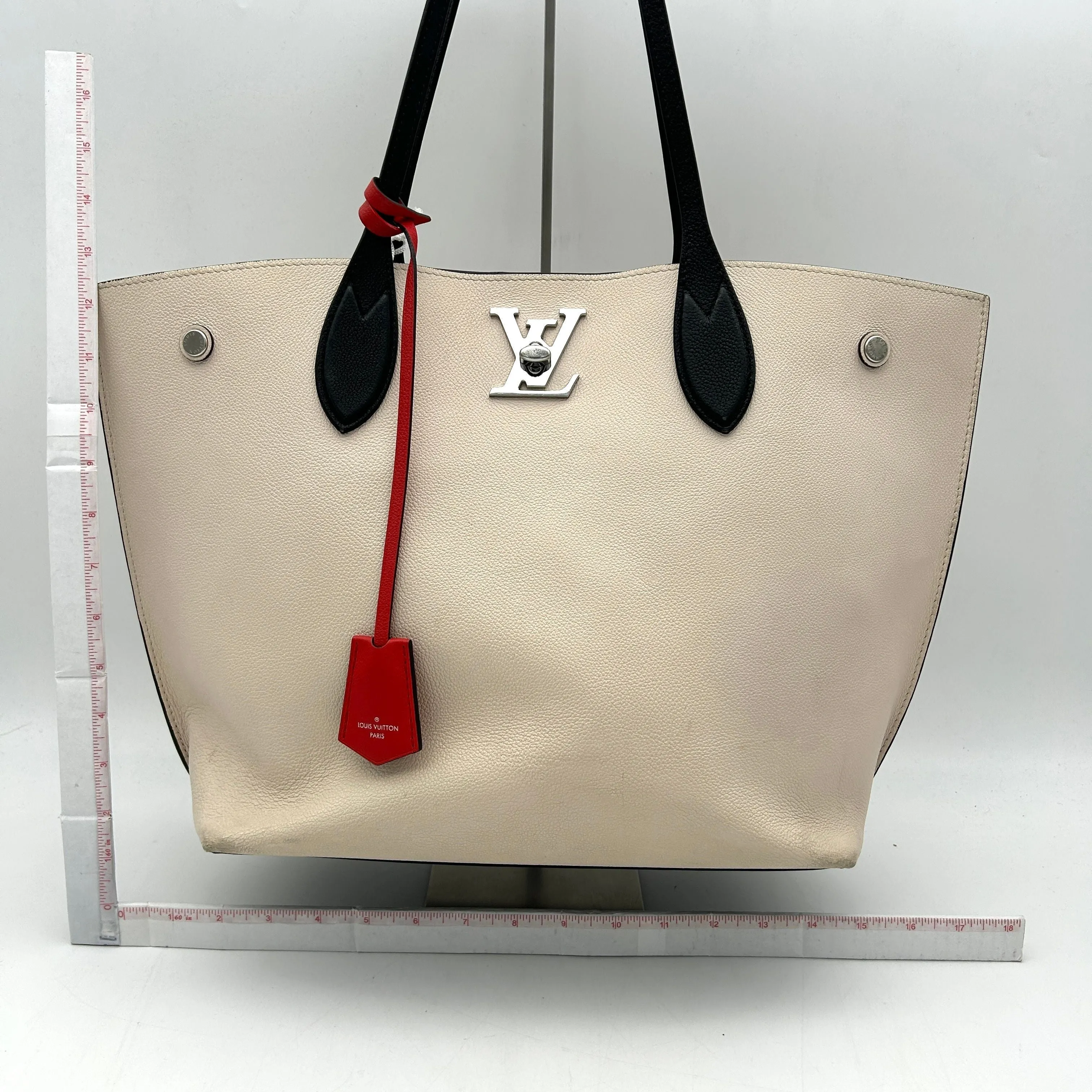 Louis Vuitton Lockme Go Tote - Neutrals Totes, Handbags LA26590