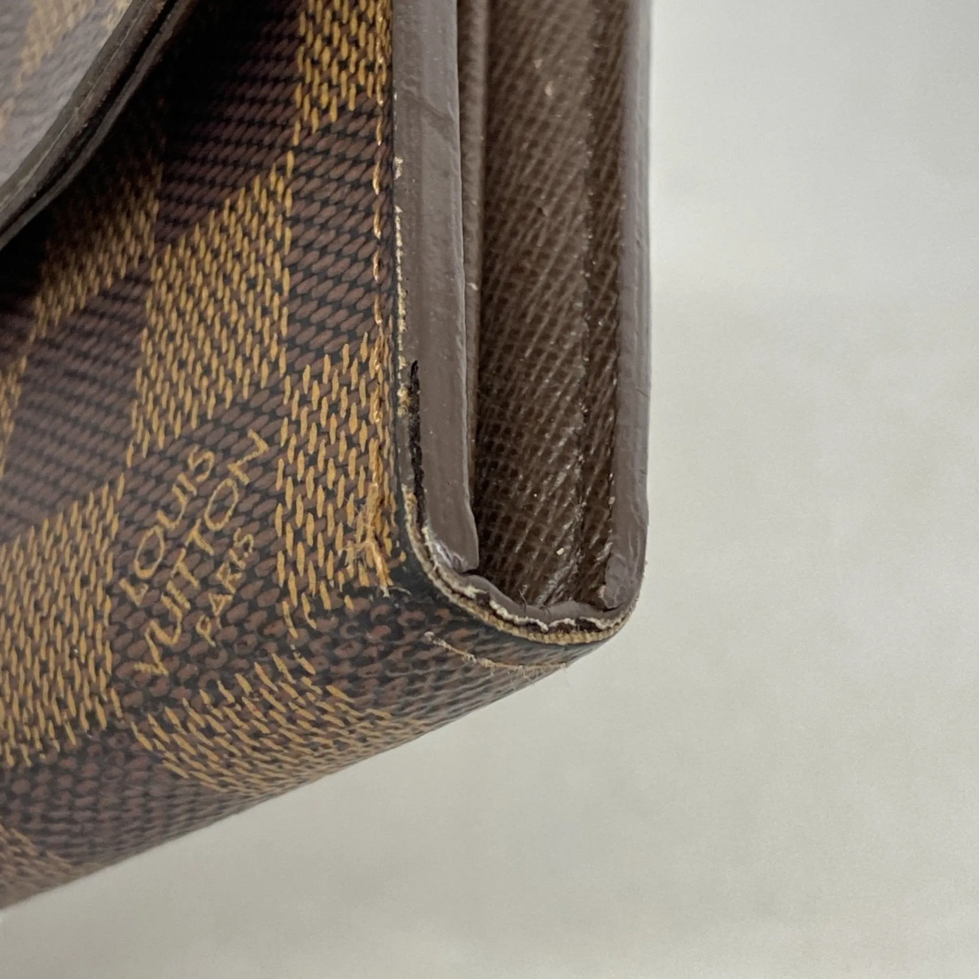 Louis Vuitton Long Wallet (Bi-Fold) (Pre-Owned)