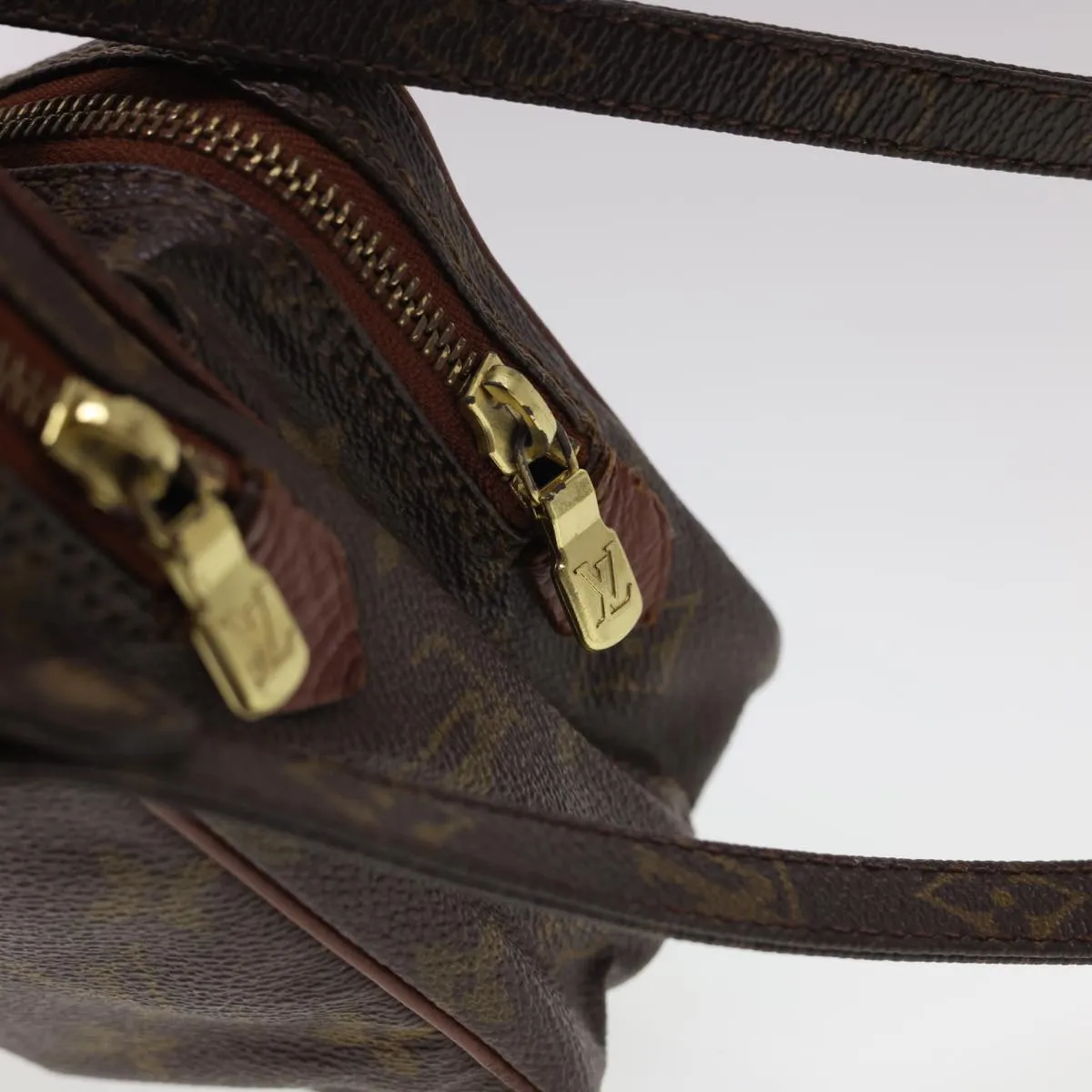 LOUIS VUITTON Monogram Amazon Shoulder Bag Vintage M45238 LV 39730