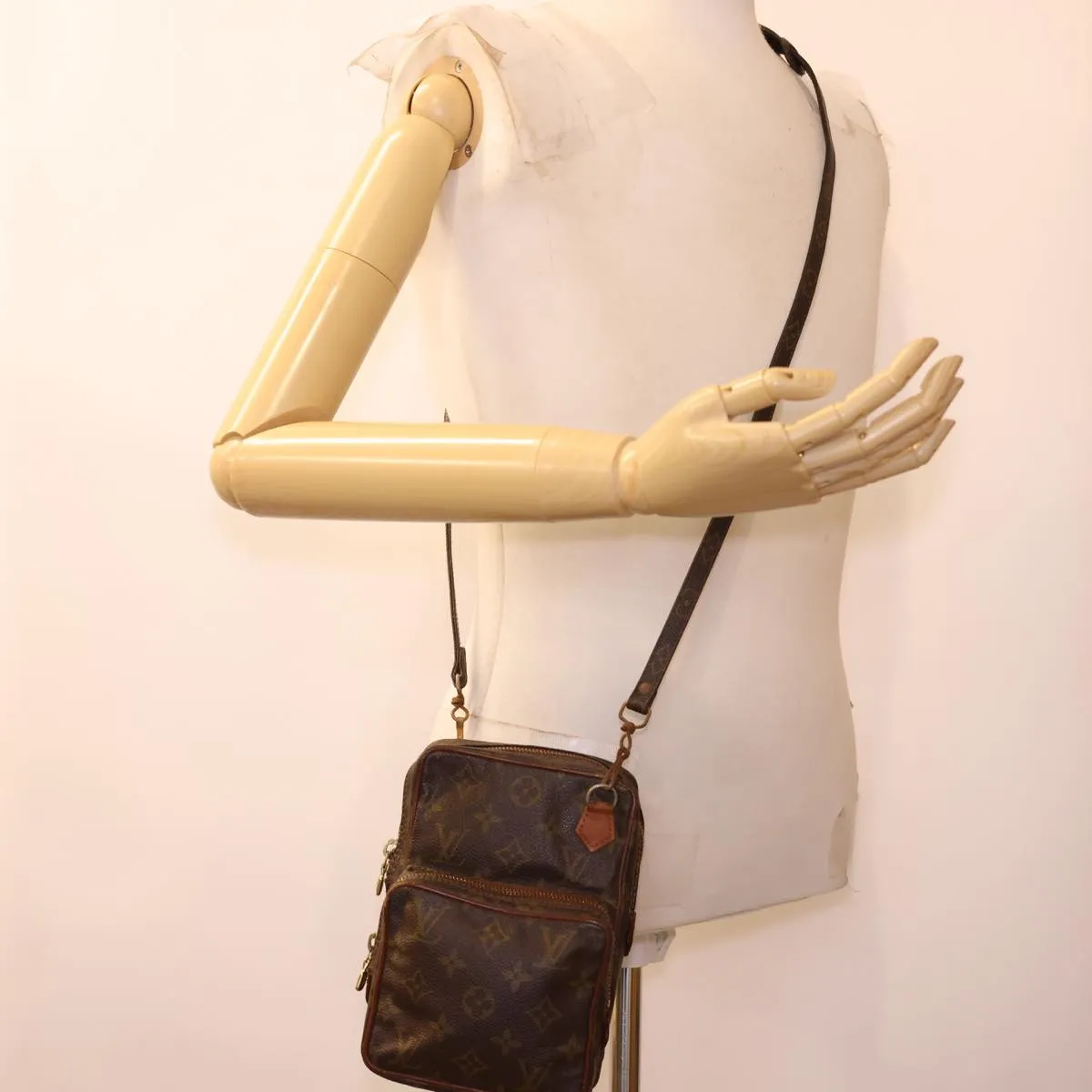 LOUIS VUITTON Monogram Amazon Shoulder Bag Vintage M45238 LV 39730