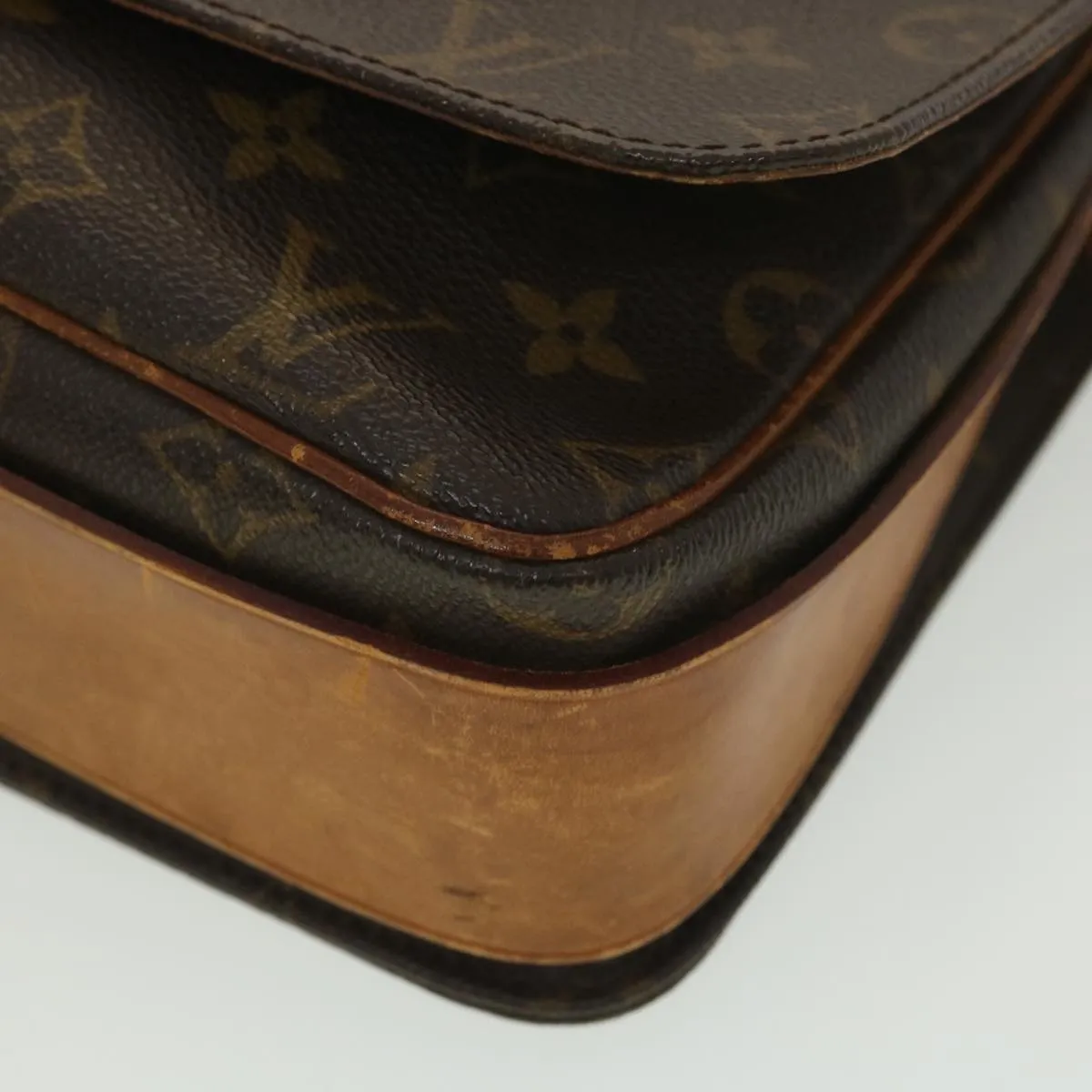 LOUIS VUITTON Monogram Cartouchiere GM Shoulder Bag M51252 LV ar9119