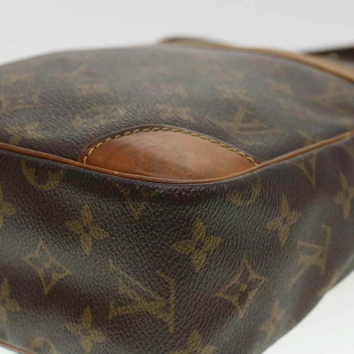 LOUIS VUITTON Monogram Danube MM Shoulder Bag M45264 LV rd4612