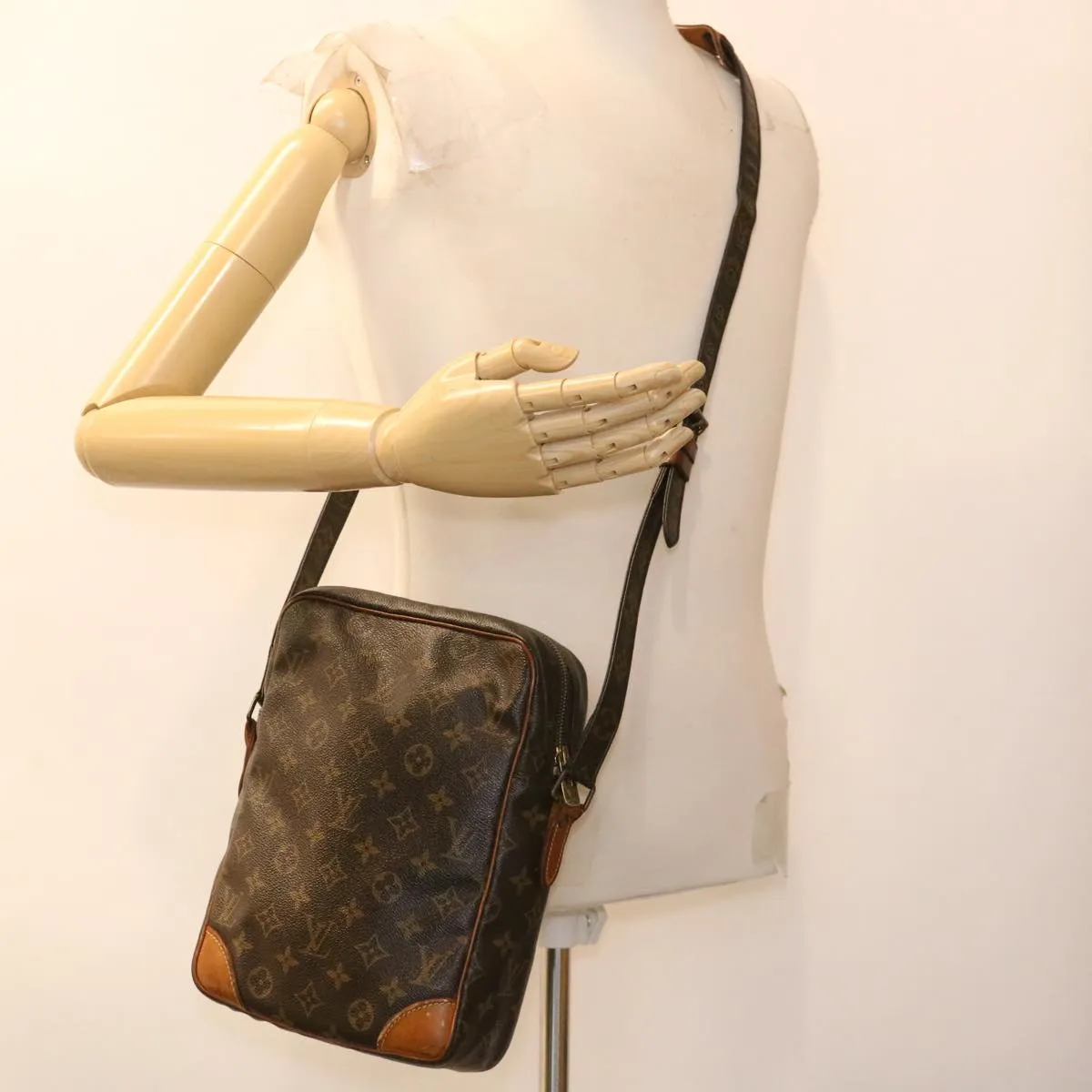 LOUIS VUITTON Monogram Danube MM Shoulder Bag M45264 LV rd4612