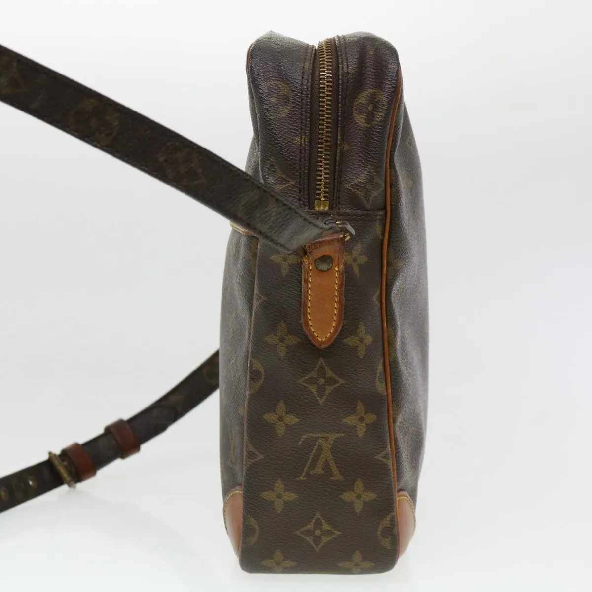 LOUIS VUITTON Monogram Danube MM Shoulder Bag M45264 LV rd4612
