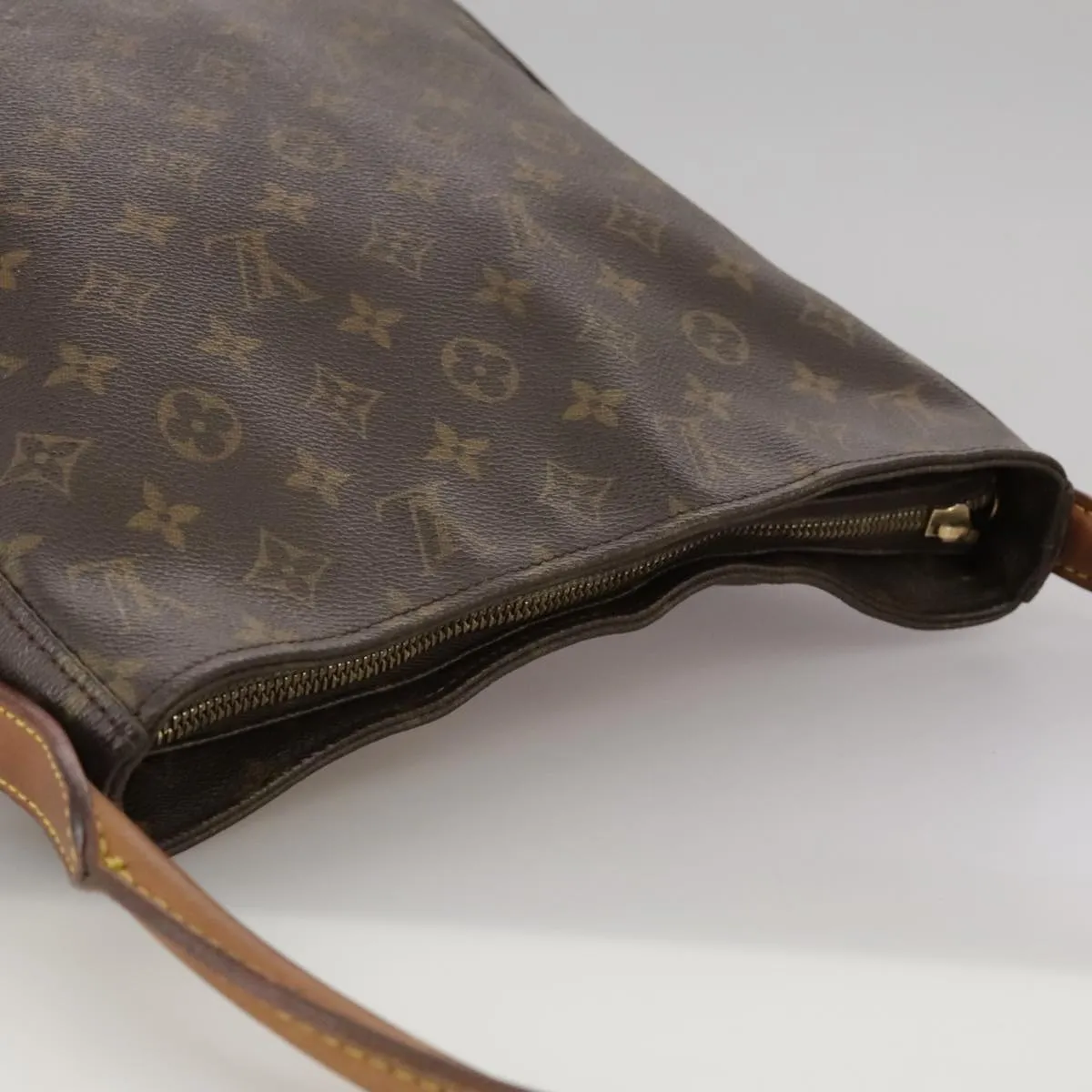 LOUIS VUITTON Monogram Looping GM Shoulder Bag M51145 LV 104891