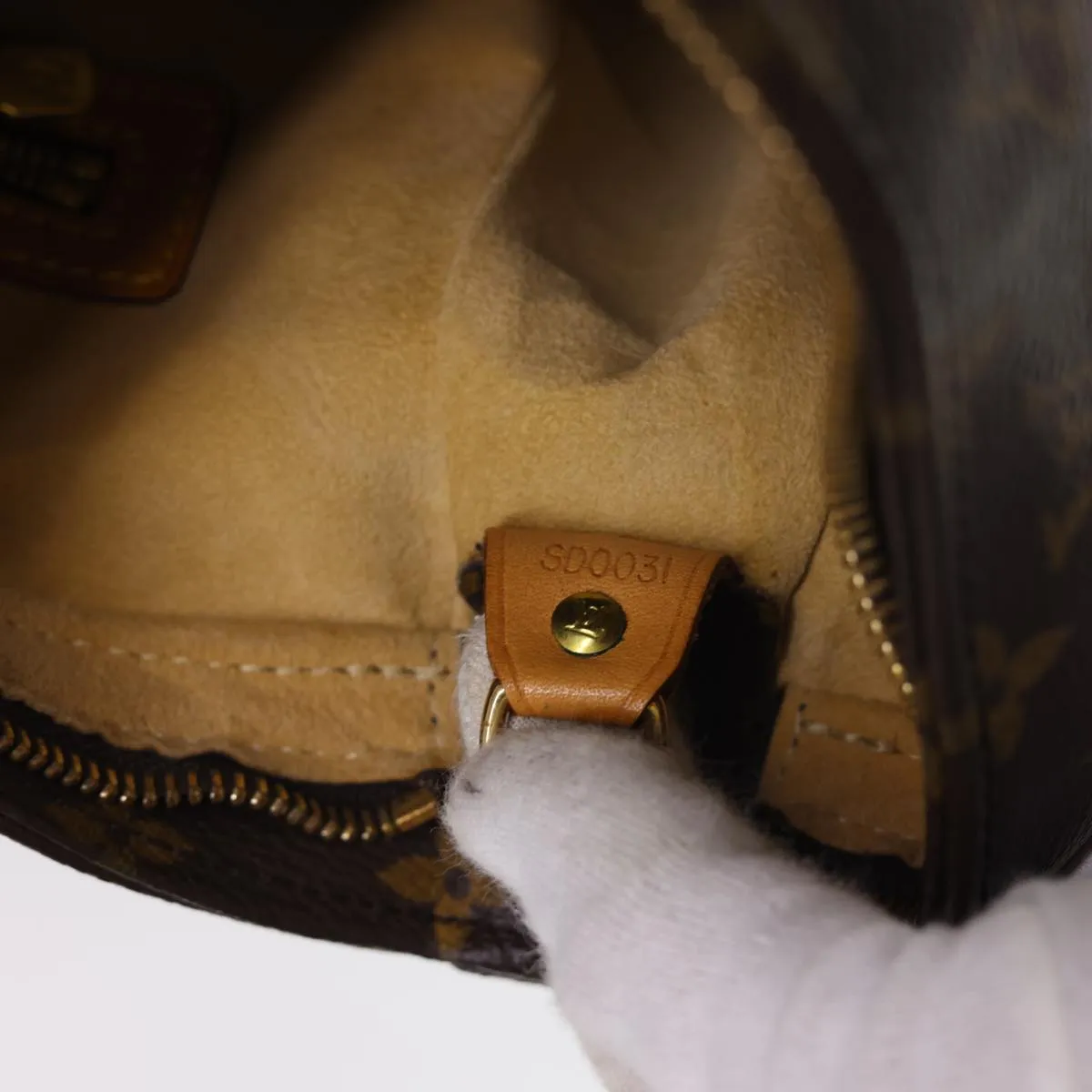 LOUIS VUITTON Monogram Looping GM Shoulder Bag M51145 LV am4175