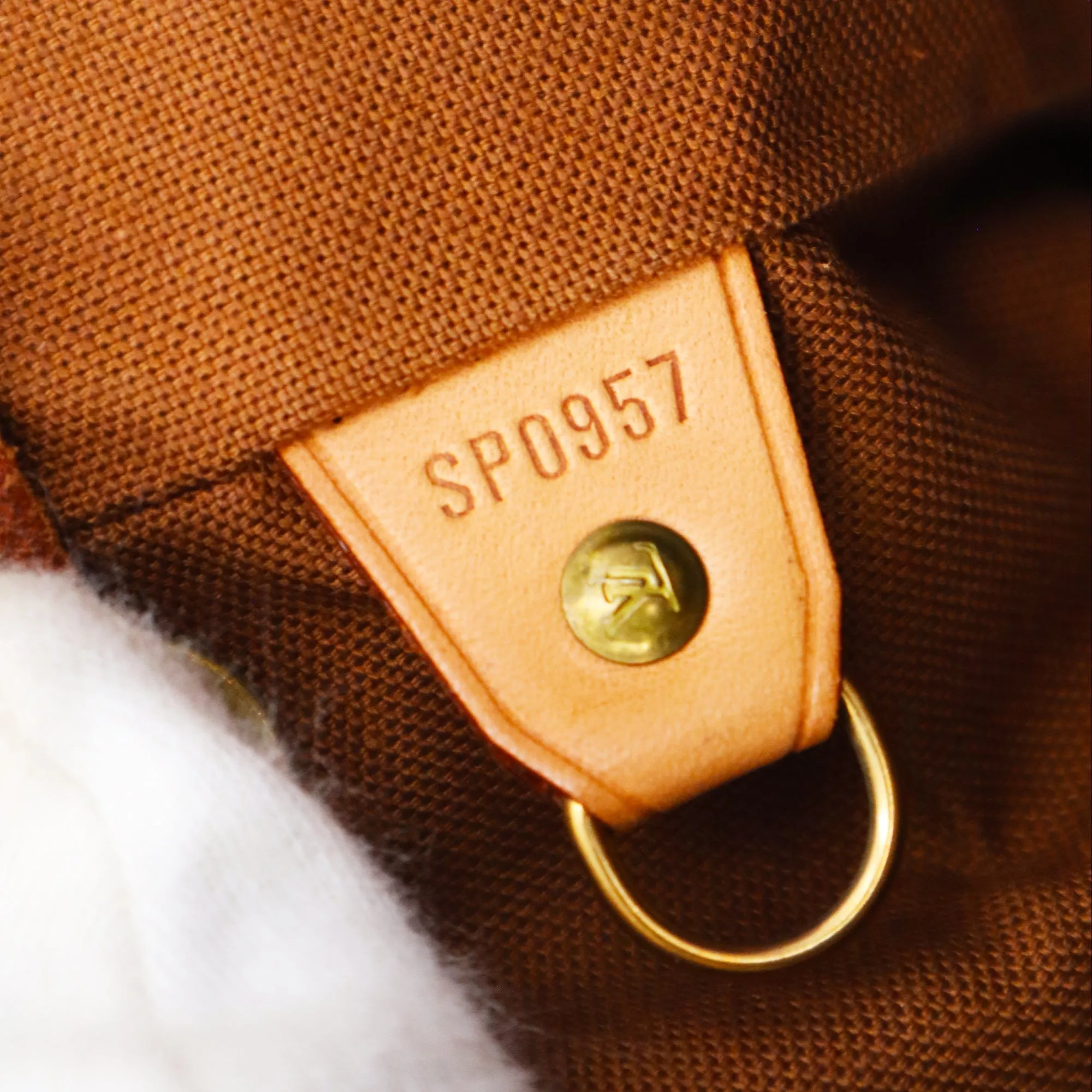 Louis Vuitton Monogram Montsouris MM Backpack SP0957