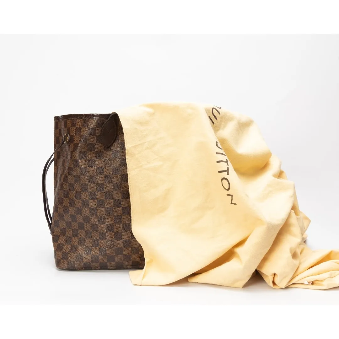 Louis Vuitton Monogram Neverfull MM tote bag
