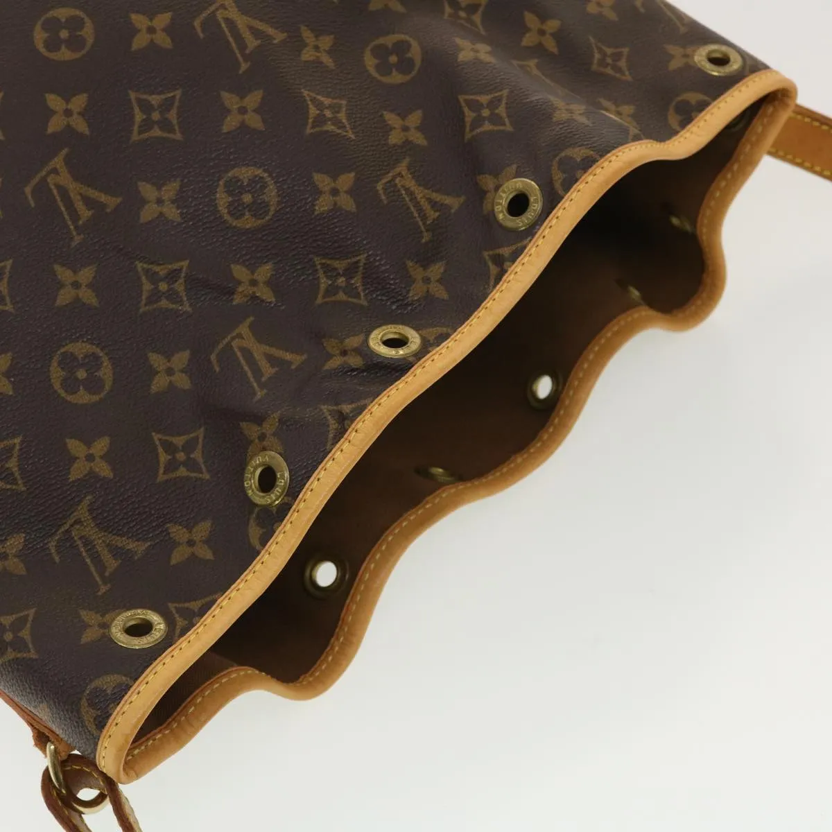 LOUIS VUITTON Monogram Noe Shoulder Bag M42224 LV rd4746