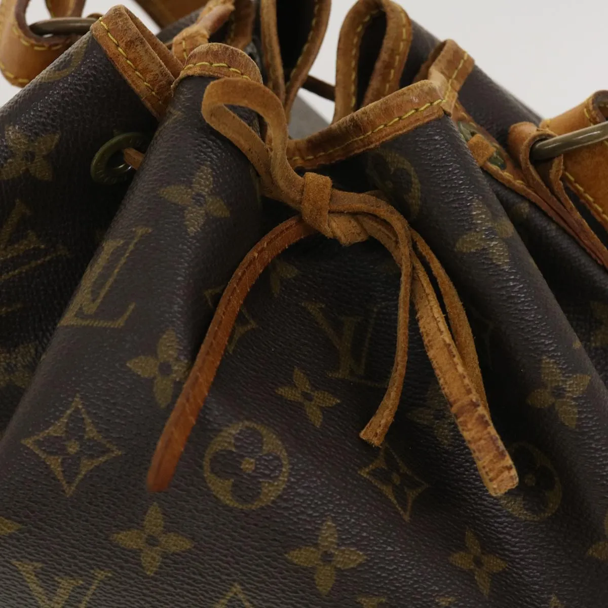 LOUIS VUITTON Monogram Noe Shoulder Bag M42224 LV th3492