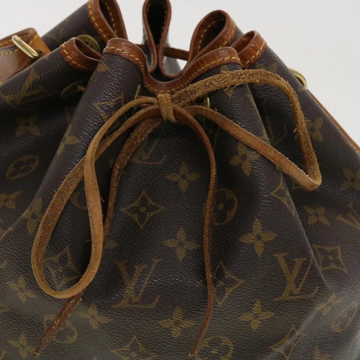 LOUIS VUITTON Monogram Petit Noe Shoulder Bag M42226 LV 40661
