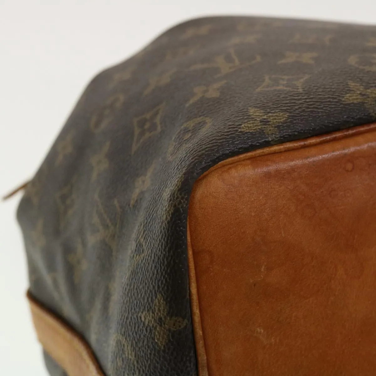 LOUIS VUITTON Monogram Petit Noe Shoulder Bag M42226 LV 40789