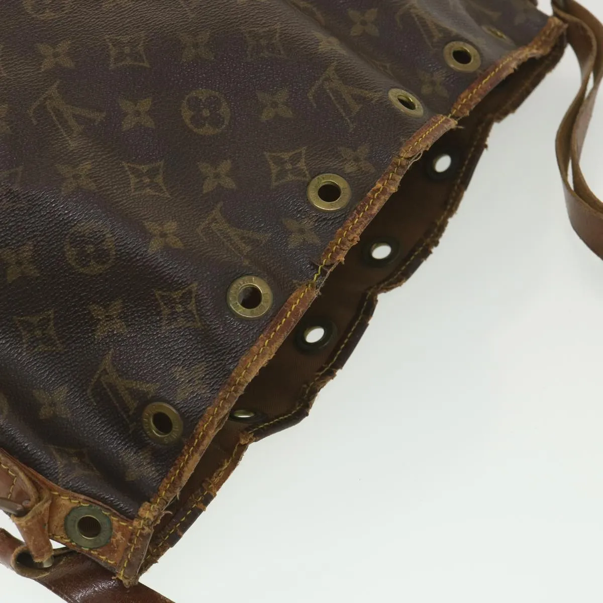 LOUIS VUITTON Monogram Petit Noe Shoulder Bag M42226 LV bs4574