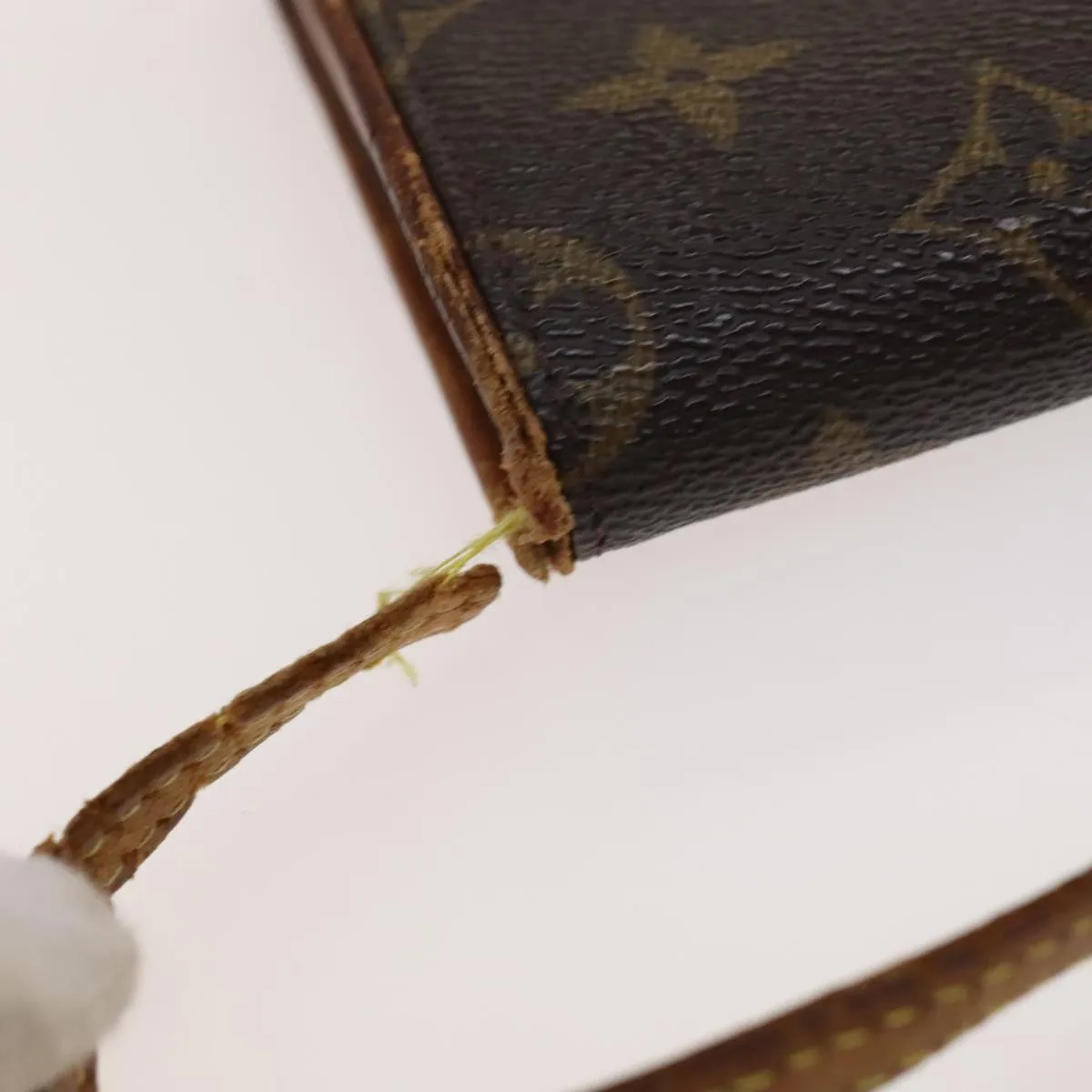 LOUIS VUITTON Monogram Pochette Twin GM Shoulder Bag M51852 LV 106937