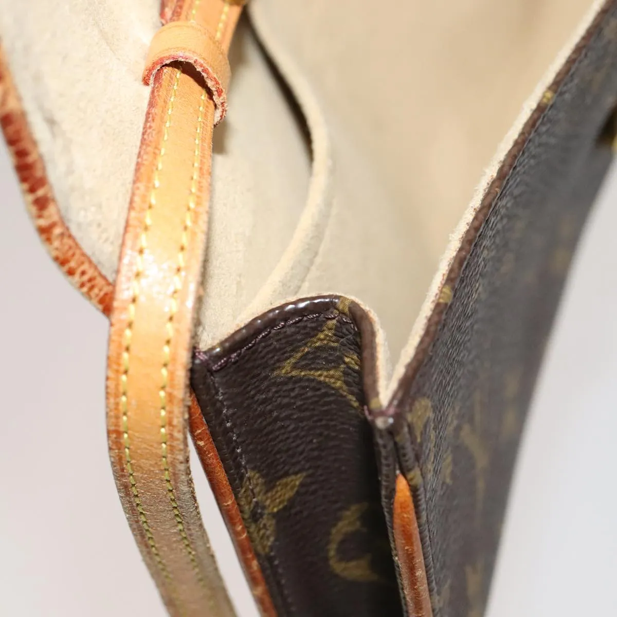 LOUIS VUITTON Monogram Pochette Twin GM Shoulder Bag M51852 LV 106937