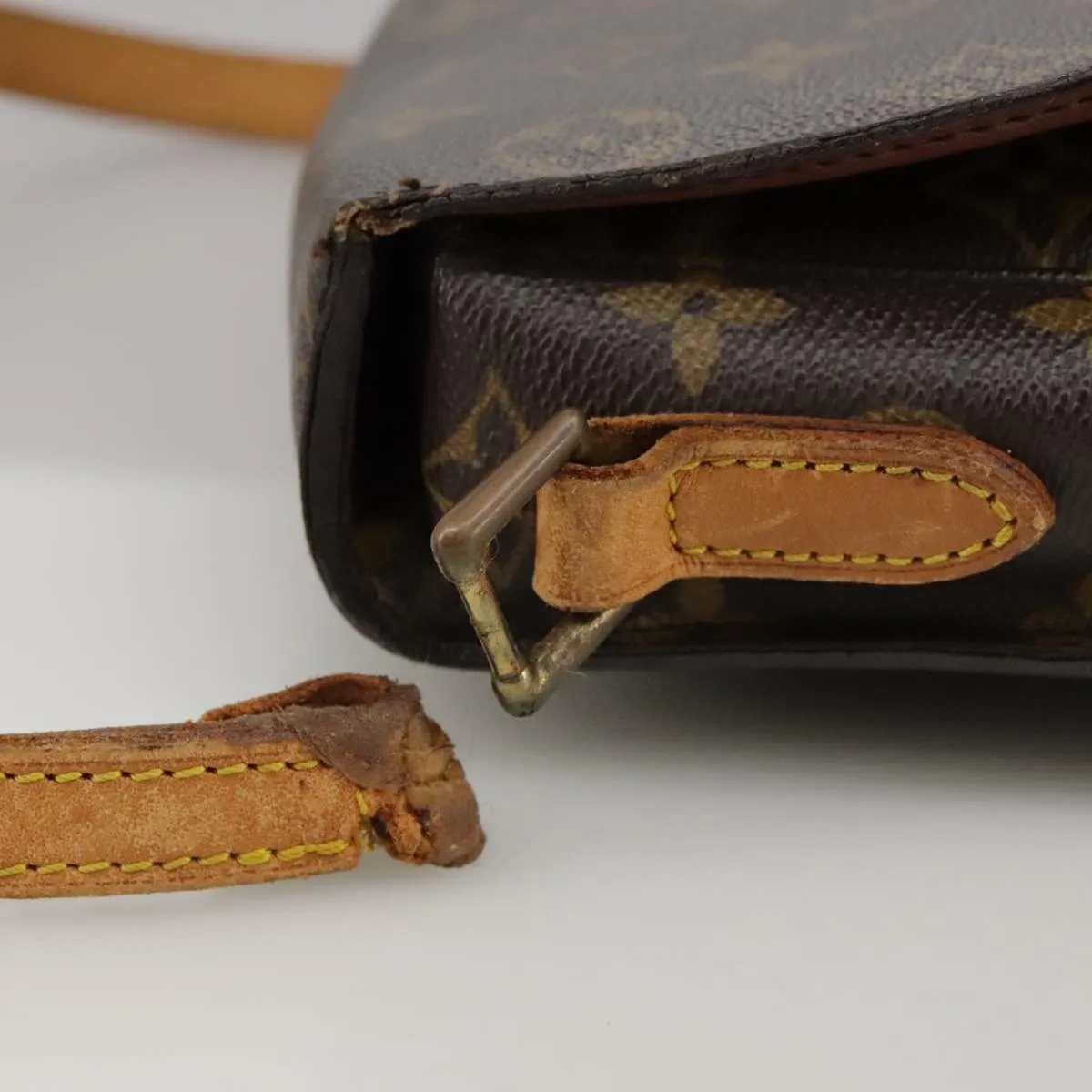 LOUIS VUITTON Monogram Saint Cloud MM Shoulder Bag M51243 LV 104008