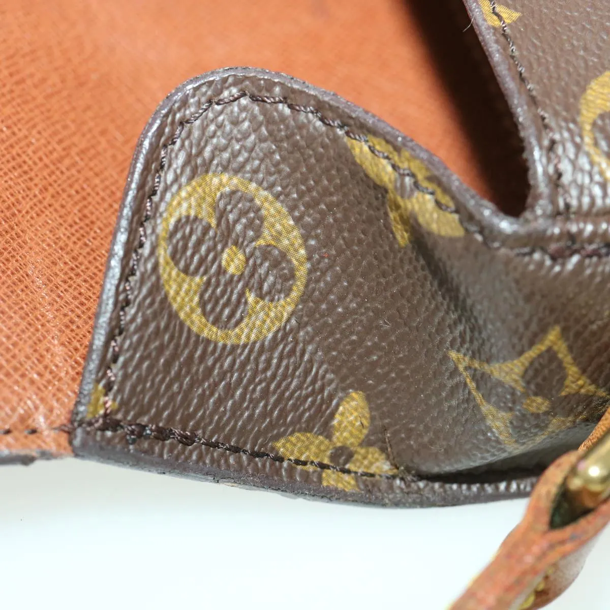 LOUIS VUITTON Monogram Saint Cloud MM Shoulder Bag M51243 LV 39302
