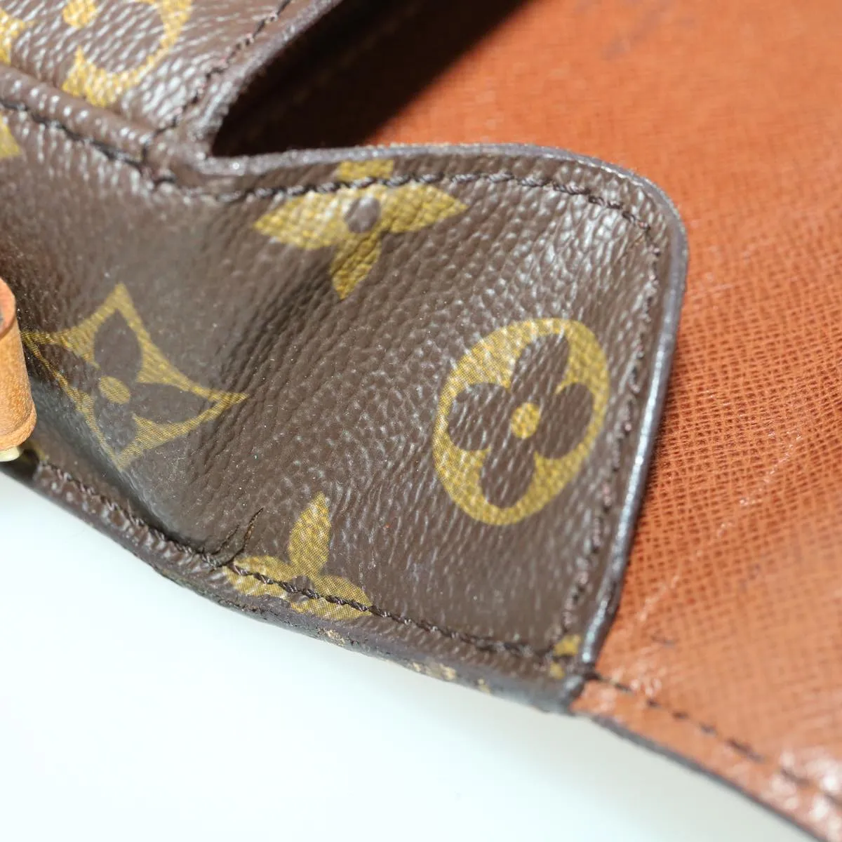 LOUIS VUITTON Monogram Saint Cloud MM Shoulder Bag M51243 LV 39302