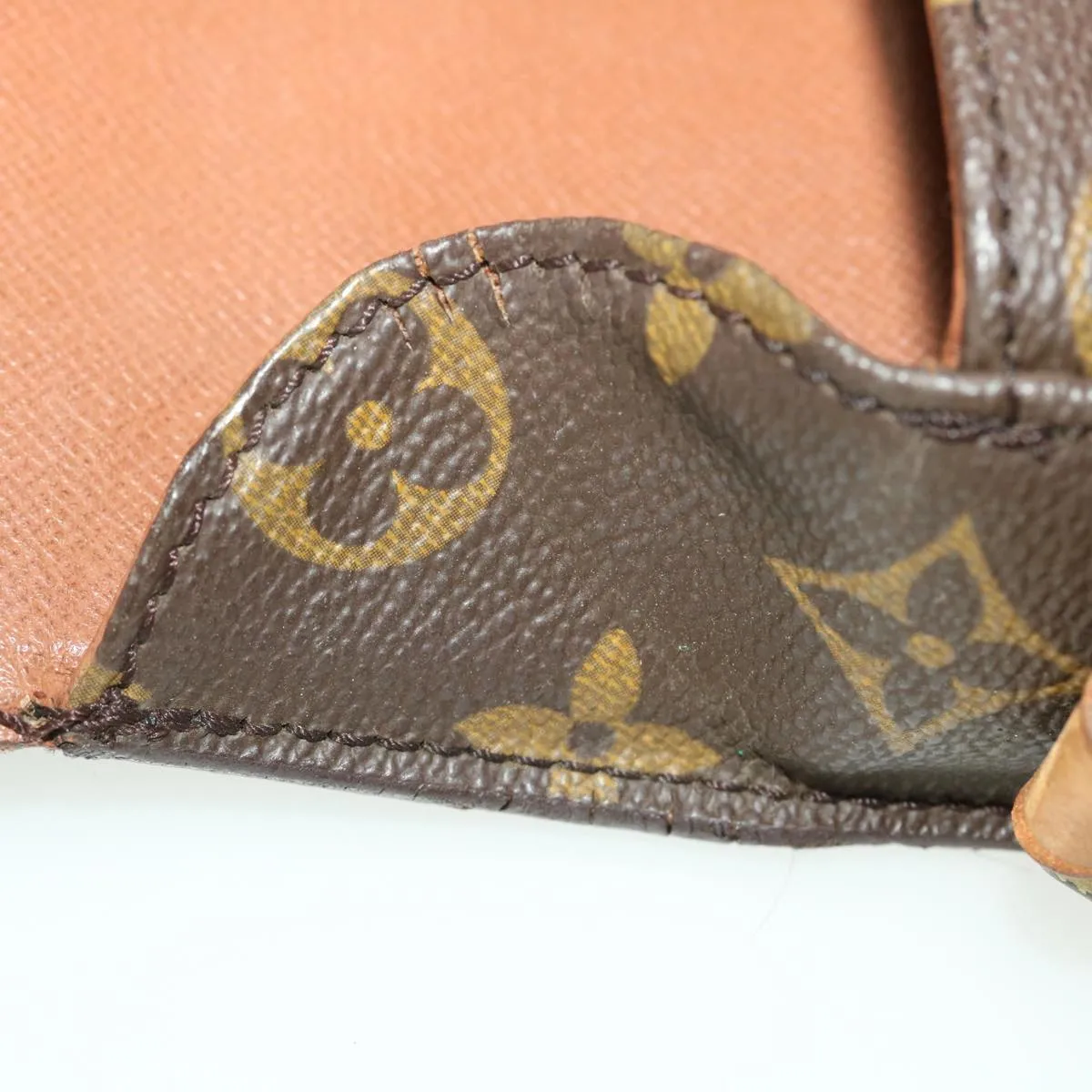 LOUIS VUITTON Monogram Saint Cloud MM Shoulder Bag M51243 LV 40144