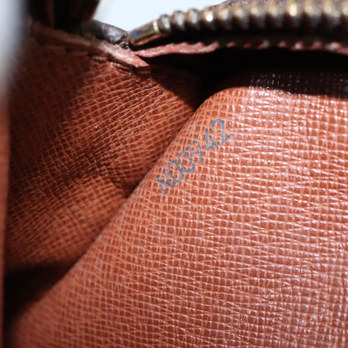 LOUIS VUITTON Monogram Saint Germain Shoulder Bag M51207 LV 107142