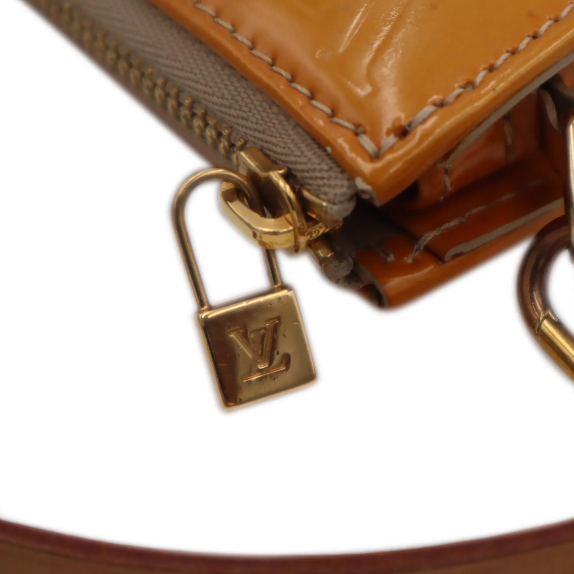 Louis Vuitton Monogram Vernis Lexington Pochette Shoulder Bag VI0969
