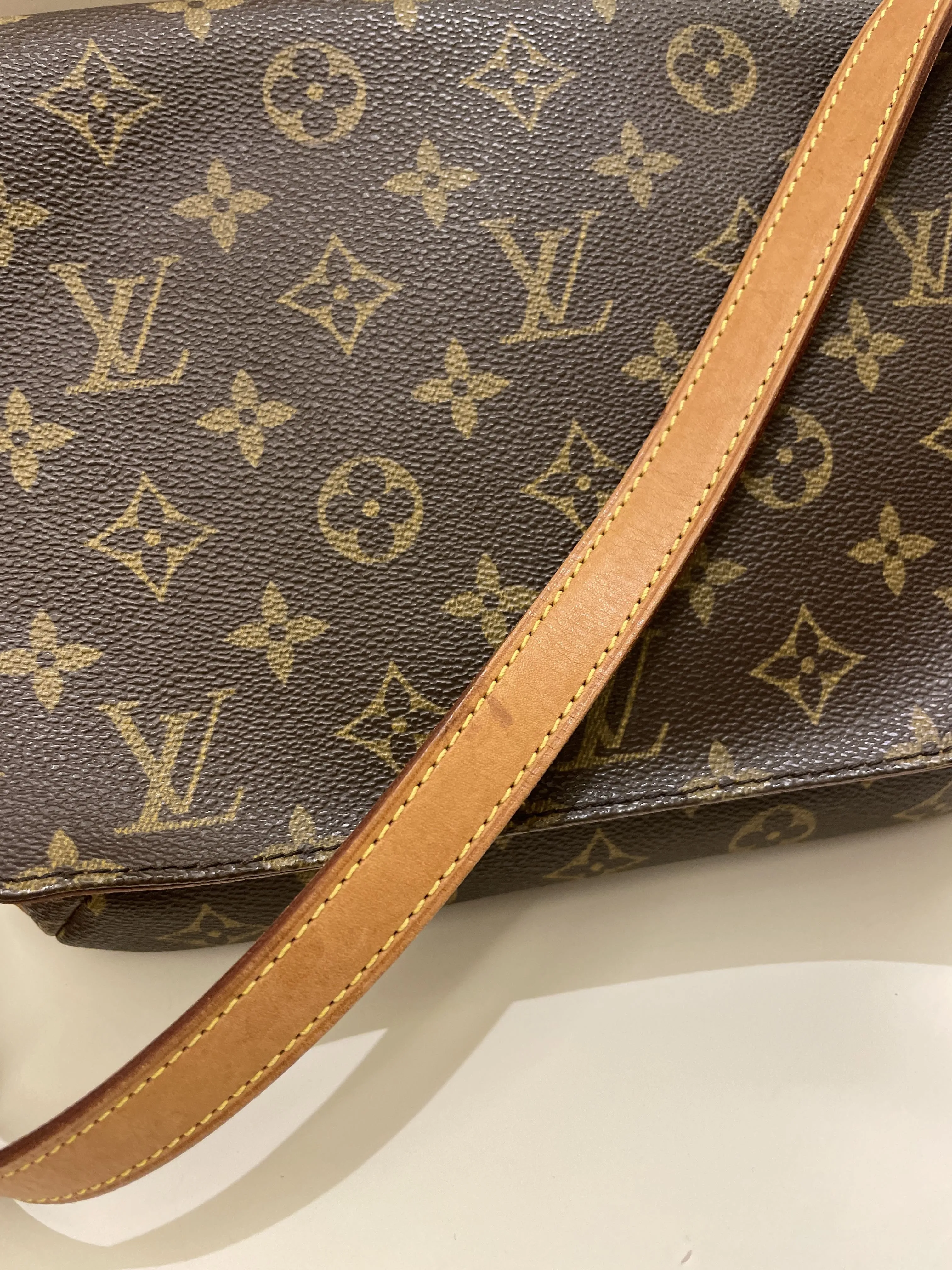 Louis Vuitton Musette Tango Shoulder Bag Monogram