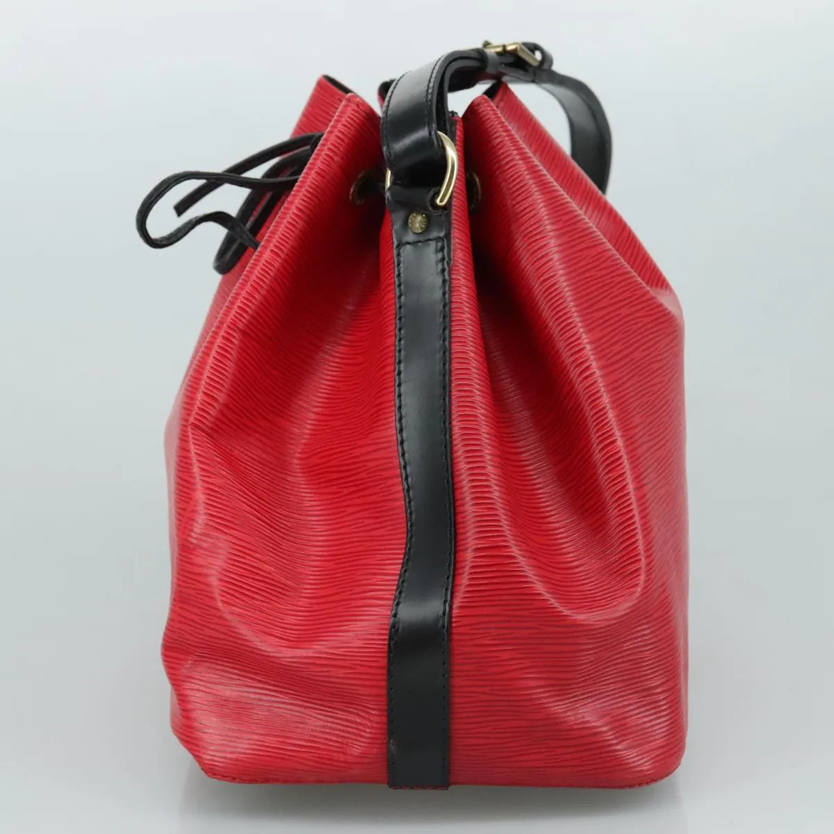 Louis Vuitton Noe Red Leather Shoulder Bag