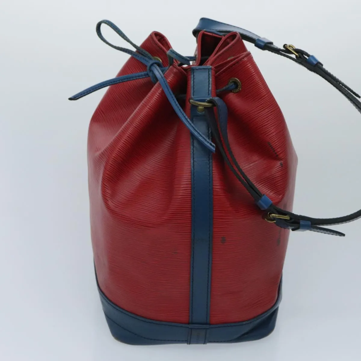 Louis Vuitton Noe Red Leather Shoulder Bag