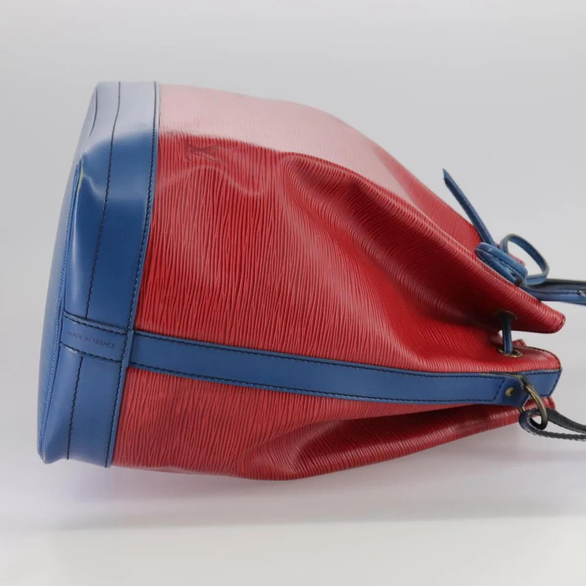 Louis Vuitton Noe Red Leather Shoulder Bag