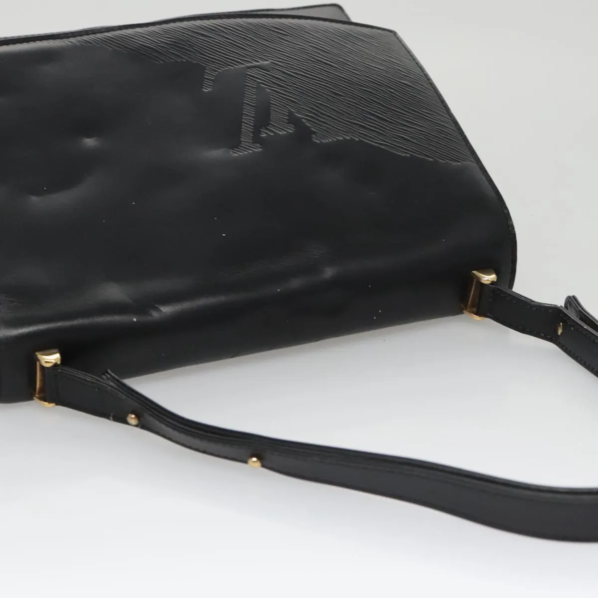 LOUIS VUITTON Opera Line Delph Shoulder Bag Leather Black M63932 LV 105118