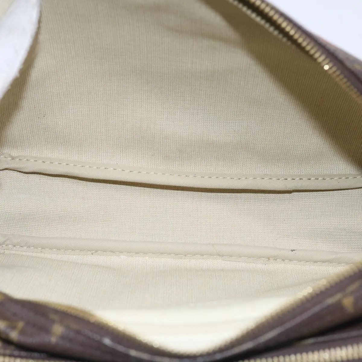 Louis Vuitton Reporter Pm  Canvas Shoulder Bag ()