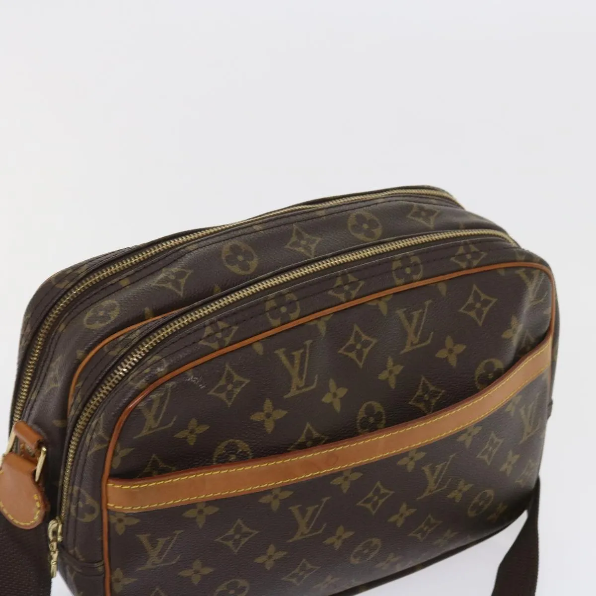 Louis Vuitton Reporter Pm  Canvas Shoulder Bag ()