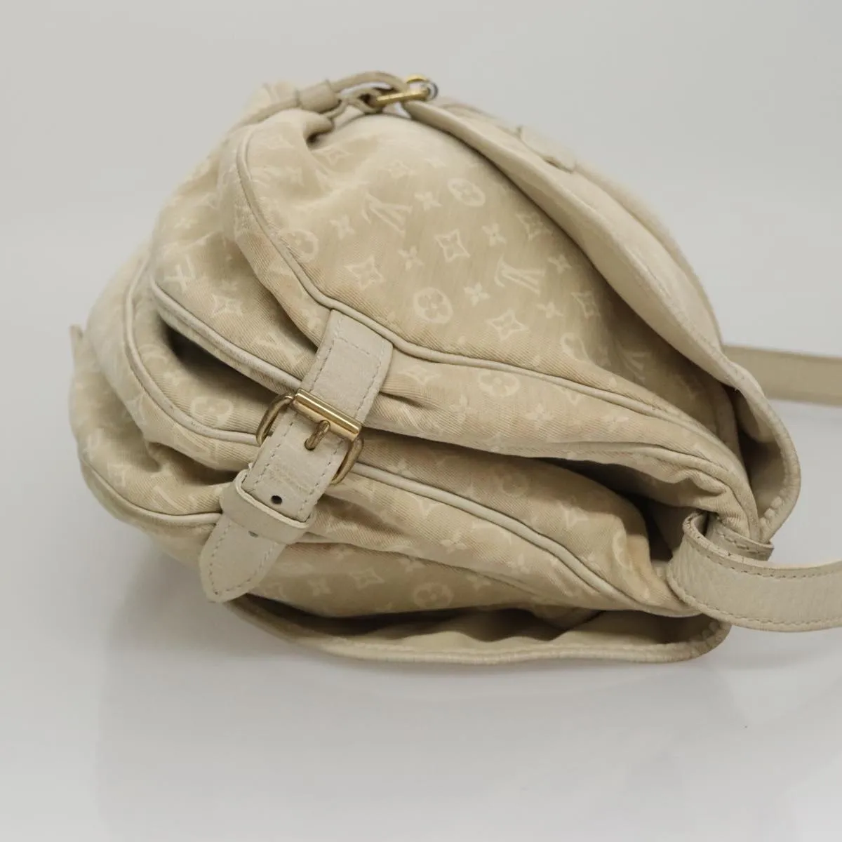 Louis Vuitton Saumur Beige Canvas Shoulder Bag