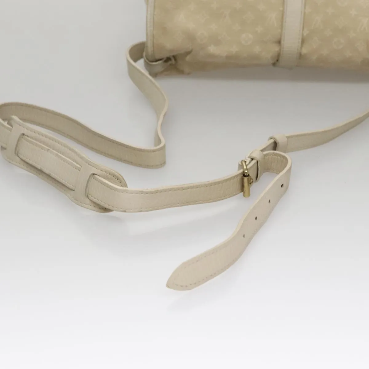 Louis Vuitton Saumur Beige Canvas Shoulder Bag