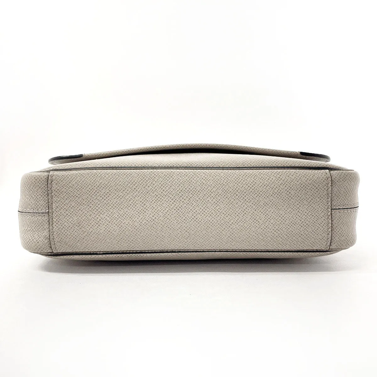 Louis Vuitton Taiga Roman PM Shoulder Bag M32733