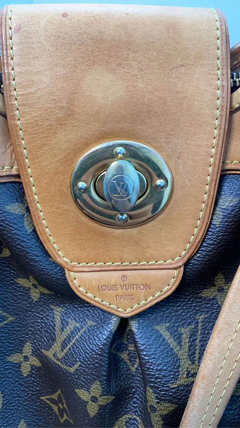 Louis Vuitton Tivoli Monogram Shoulder Bag in Brown Canvas