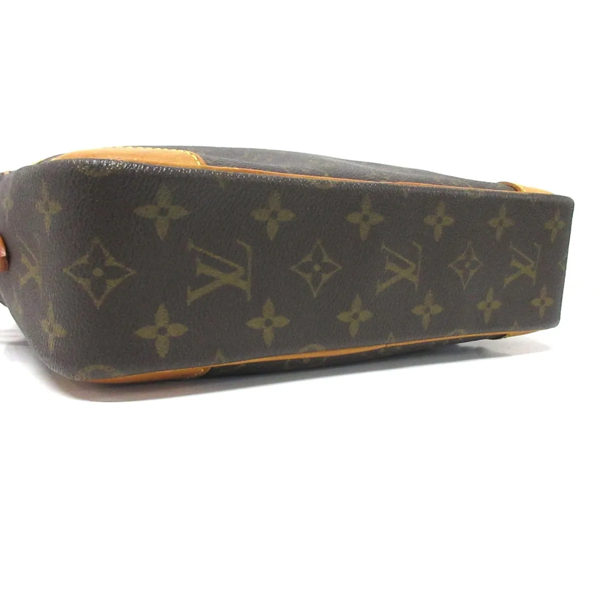 Louis Vuitton Trocadro  Canvas Shoulder Bag ()