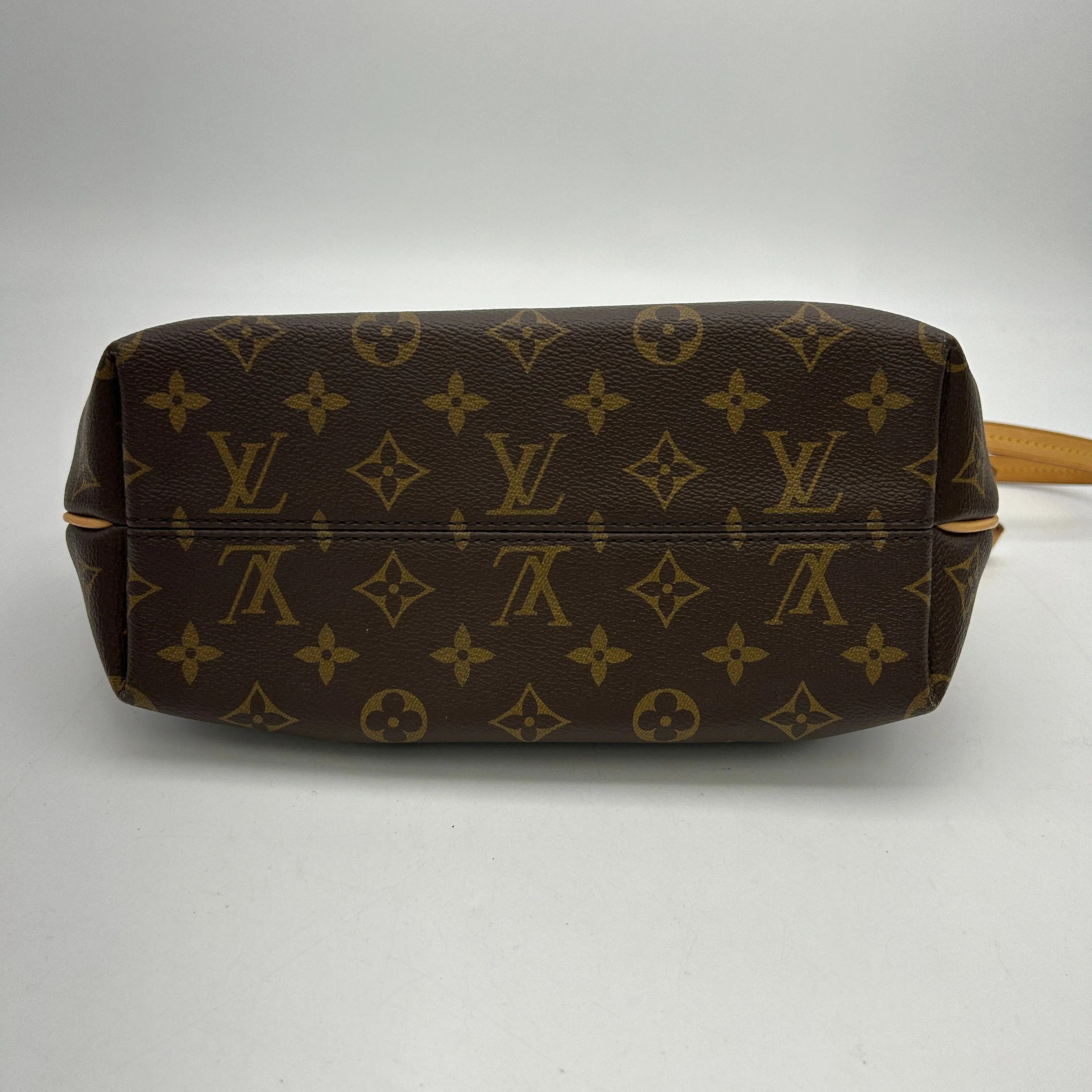 LOUIS VUITTON Turenne PM Monogram Canvas Shoulder Bag CNbwz9792