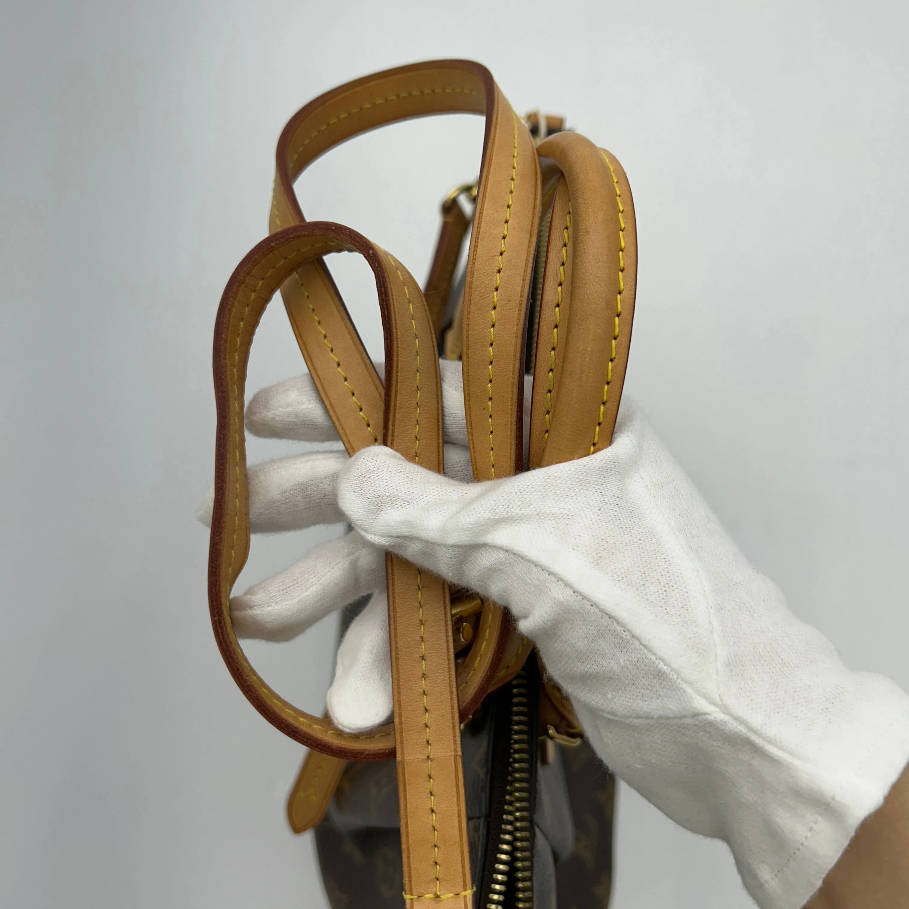 LOUIS VUITTON Turenne PM Monogram Canvas Shoulder Bag CNbwz9792