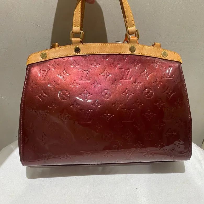 Louis Vuitton Vernis Patent Leather Shoulder Bag in Burgundy - Medium Size