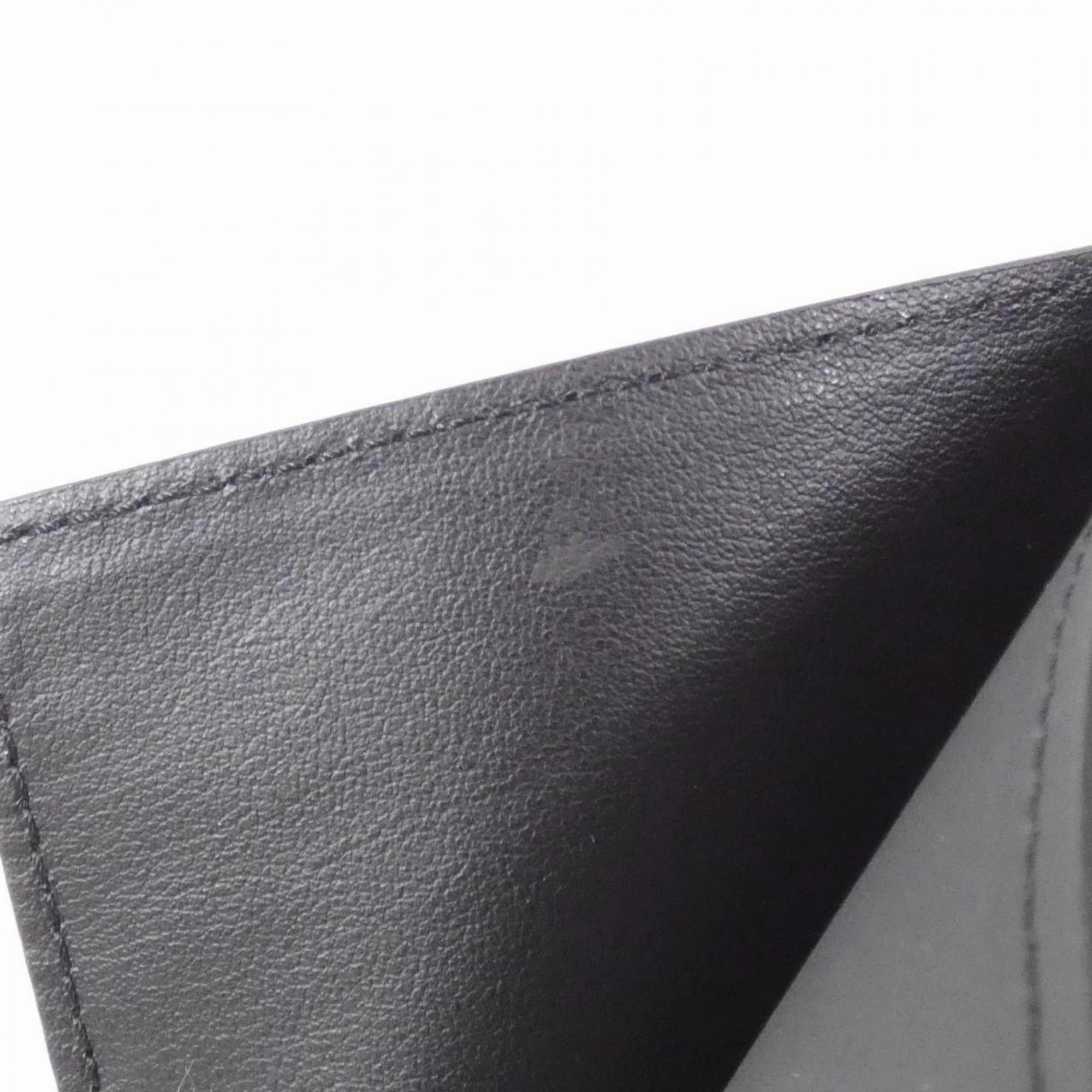 Louis Vuitton Leather Wallet (Bi-Fold) (Pre-Owned)