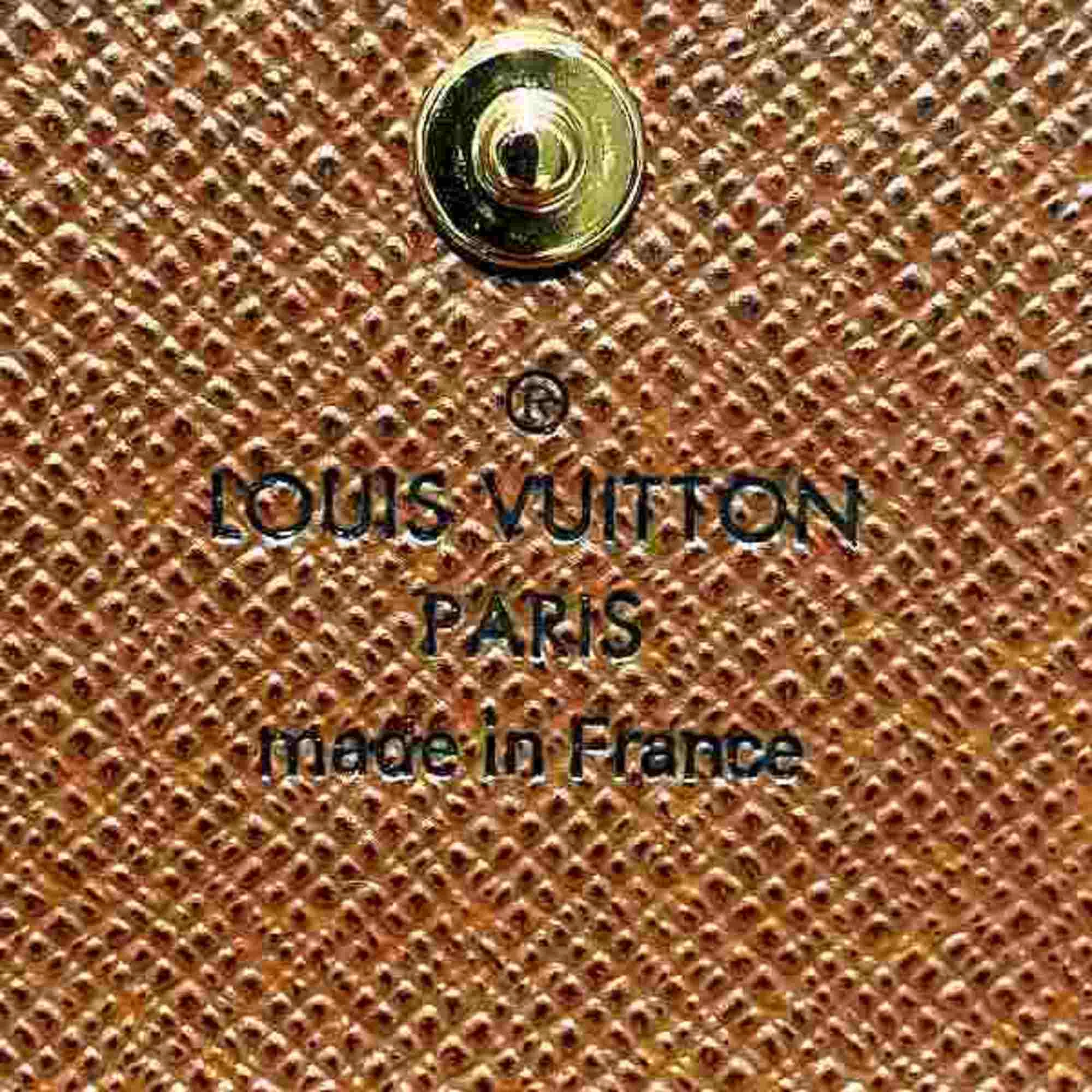 Louis Vuitton Monogram Keycase (Pre-Owned)