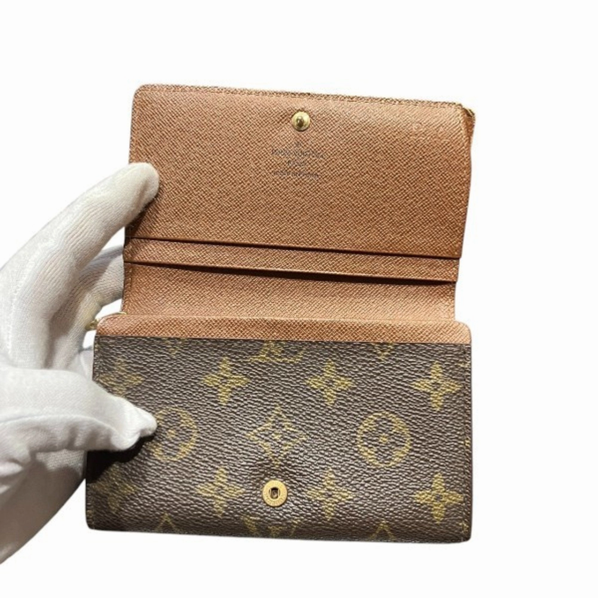 Louis Vuitton Monogram Monogram Wallet (Bi-Fold) (Pre-Owned)