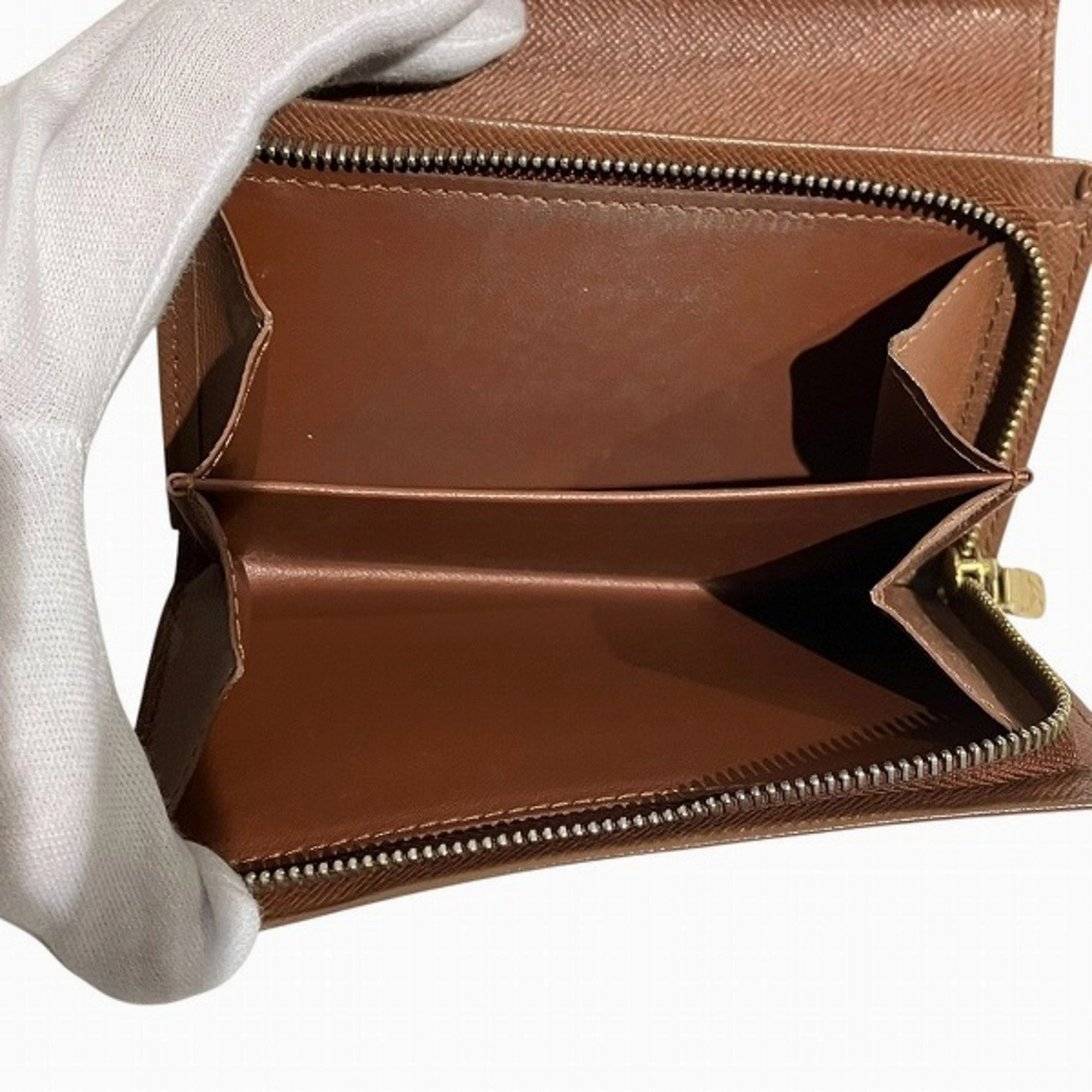 Louis Vuitton Monogram Monogram Wallet (Bi-Fold) (Pre-Owned)