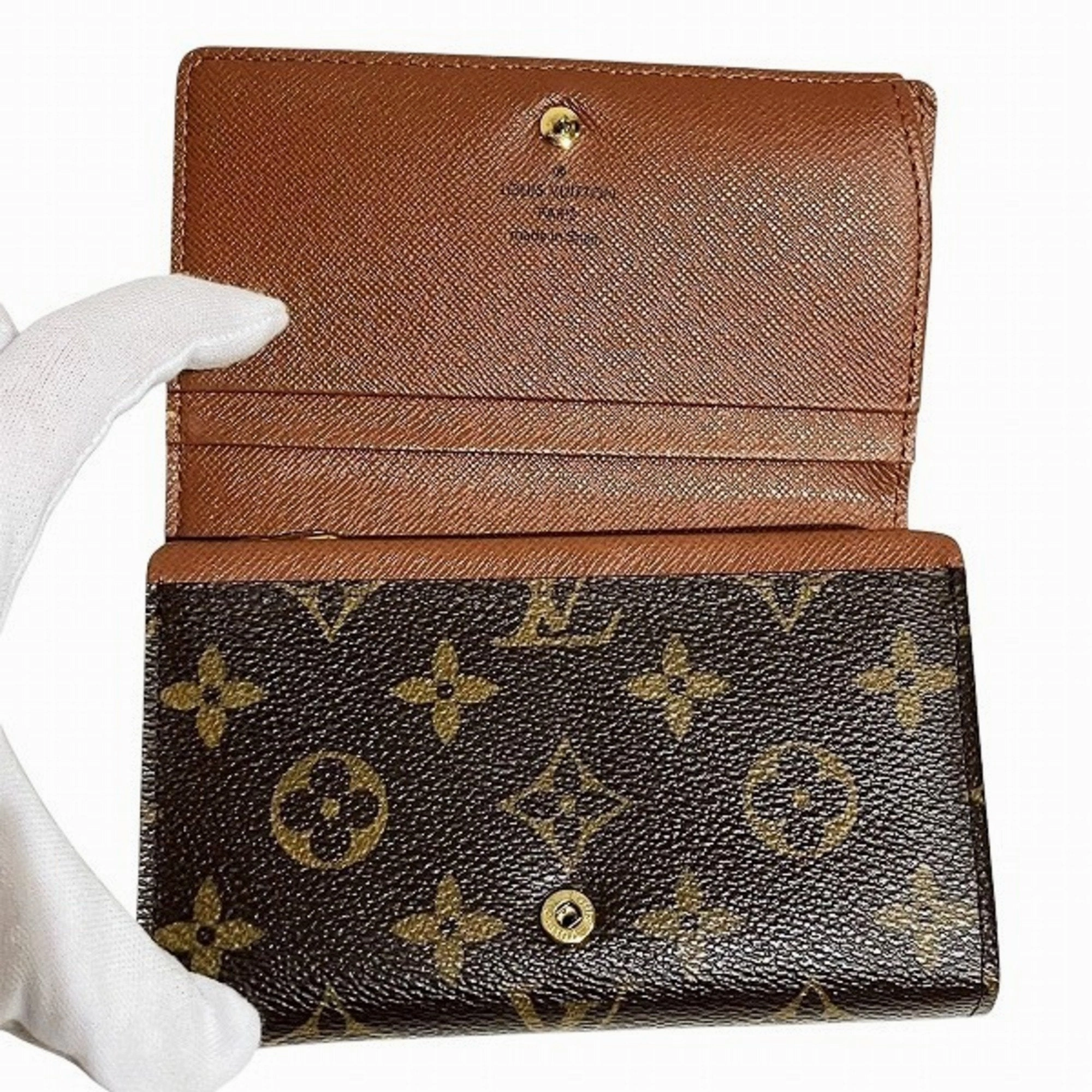Louis Vuitton Monogram Monogram Wallet (Bi-Fold) (Pre-Owned)