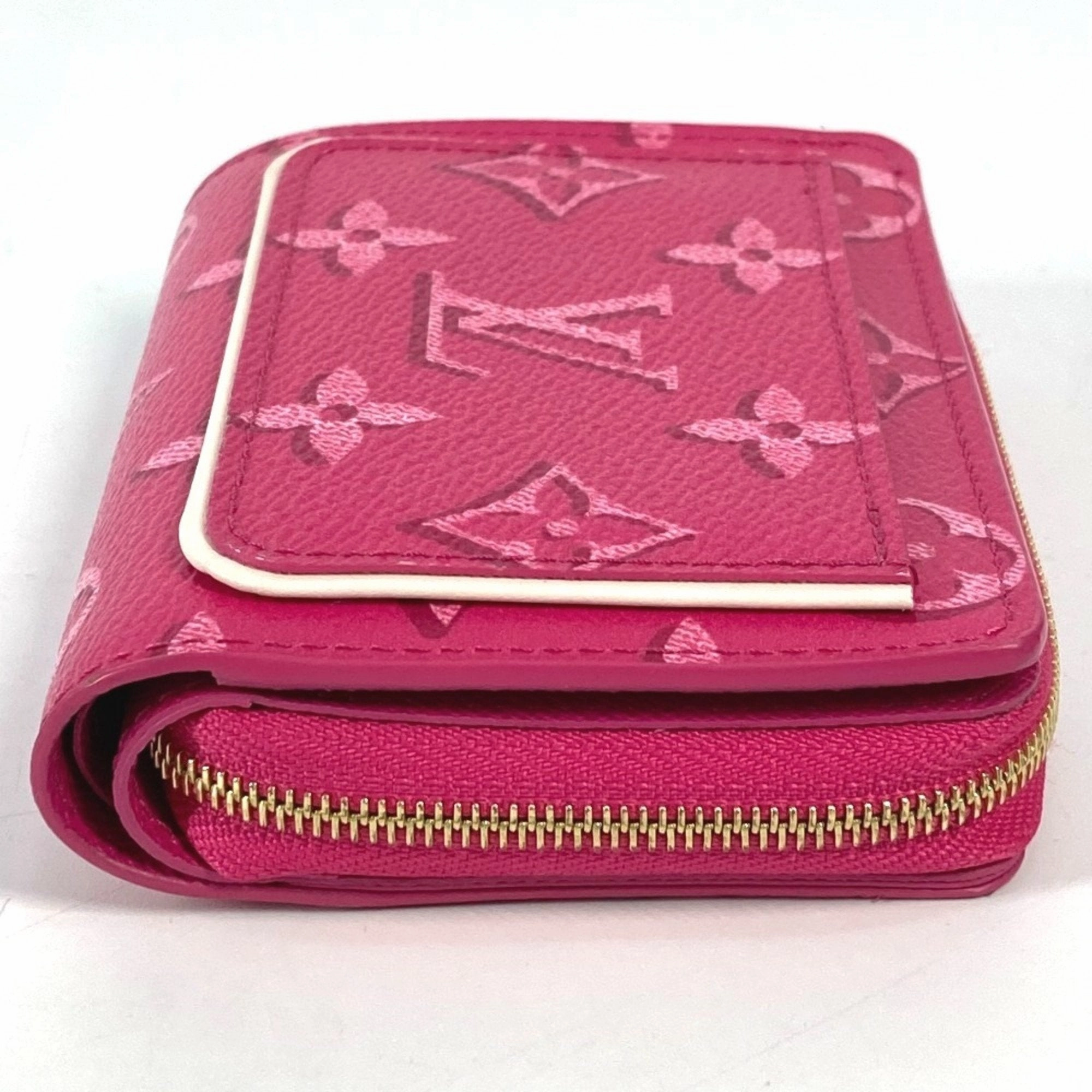 Louis Vuitton Monogram Wallet (Bi-Fold) (Pre-Owned)