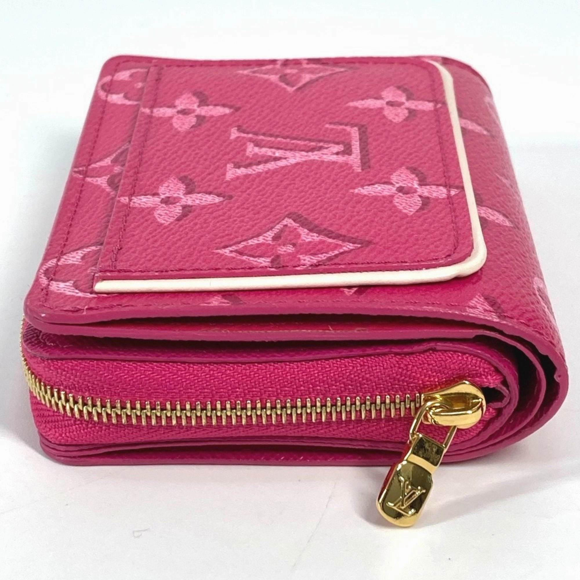 Louis Vuitton Monogram Wallet (Bi-Fold) (Pre-Owned)