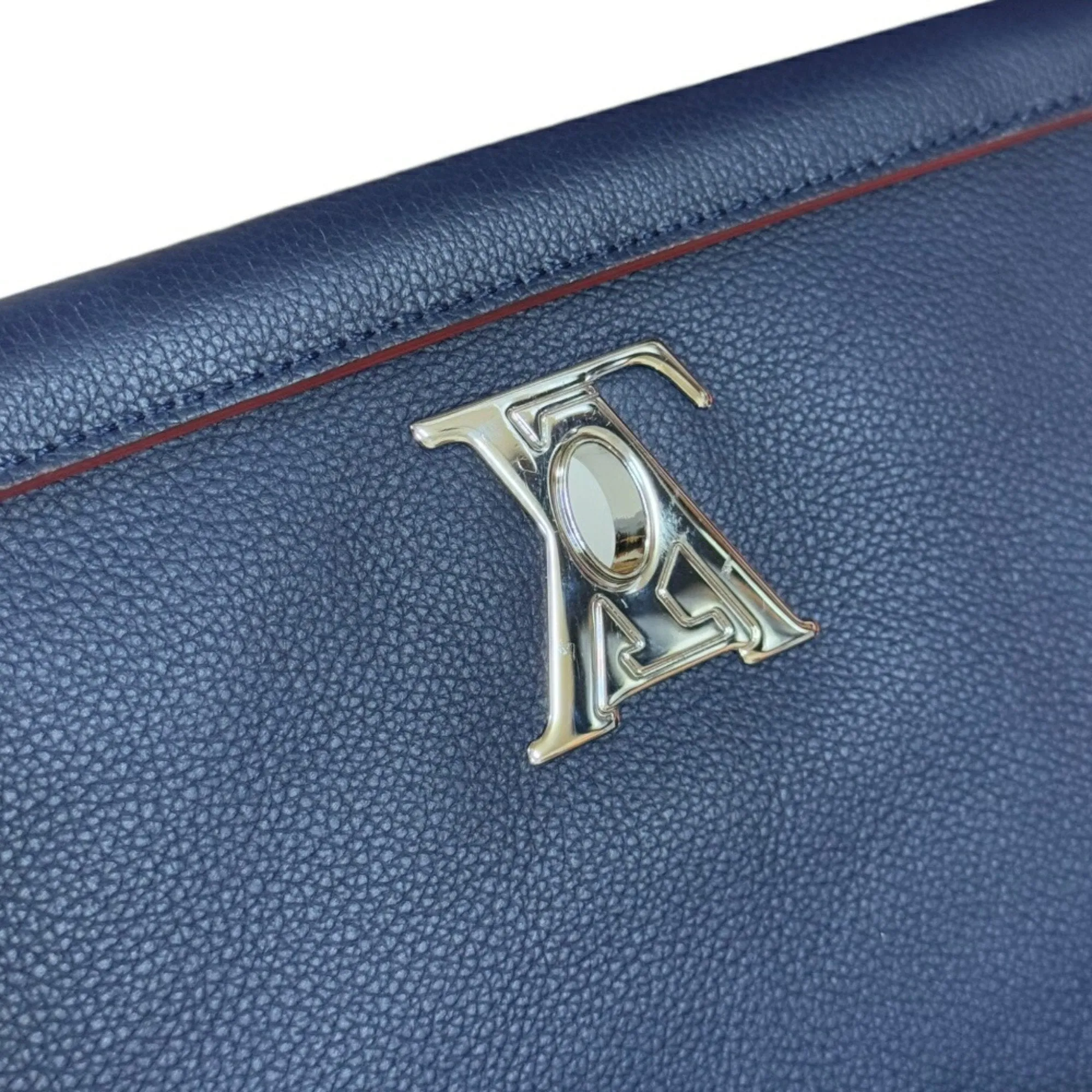LV Cles Shoulder Bag Blue M81686
