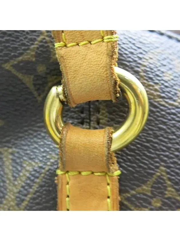 M56690 shoulder bag