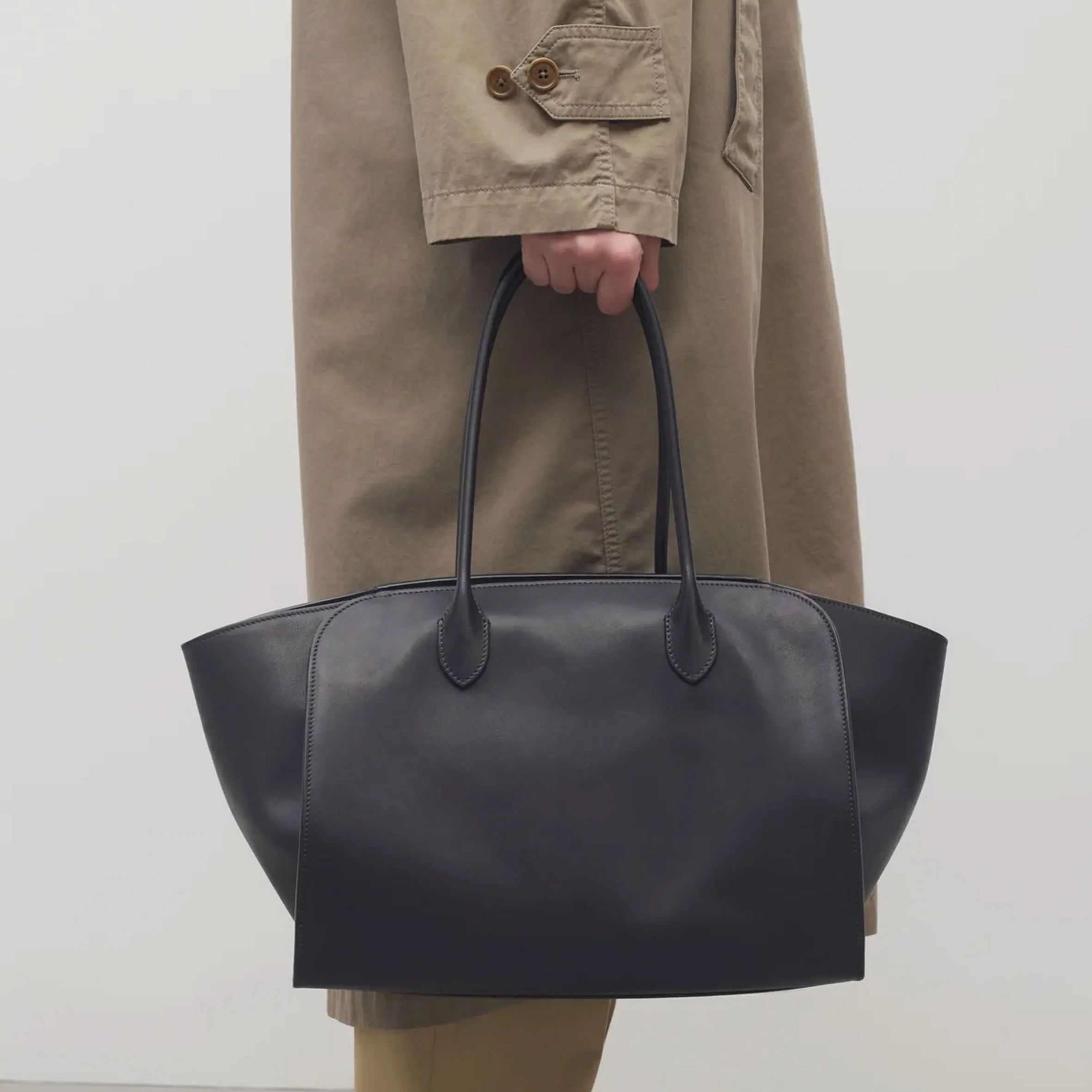 Marlo Tote, Grained, Black